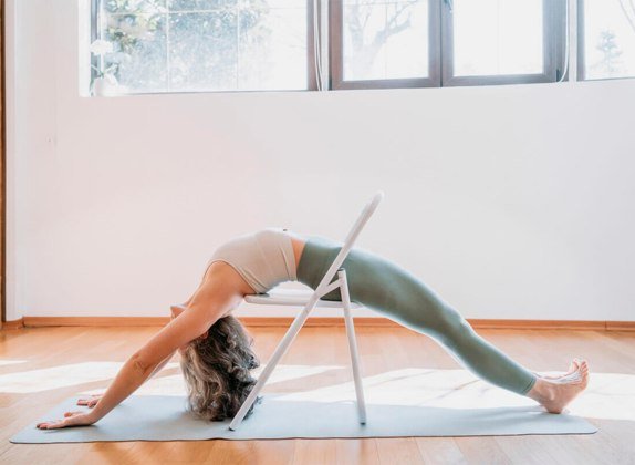 yoga en la silla